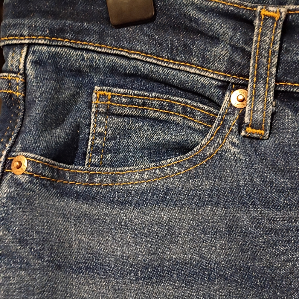 Signature Levi Strauss Jeans Womens 10 W30 Blue Mid Rise Boyfriend Cuffed Crop - Picture 5 of 10